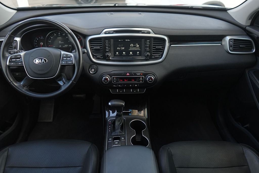 Thumbnail: 2019 Kia Sorento - 10
