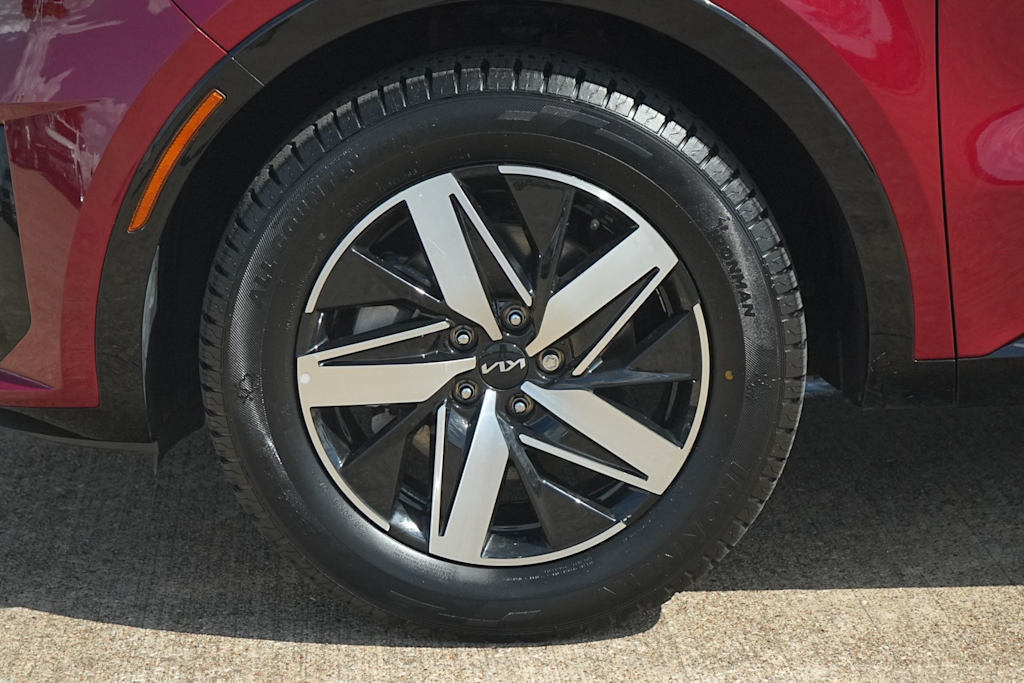 Thumbnail: 2022 Kia Sorento - 8