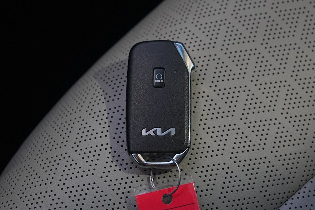 Thumbnail: 2022 Kia Sorento - 19