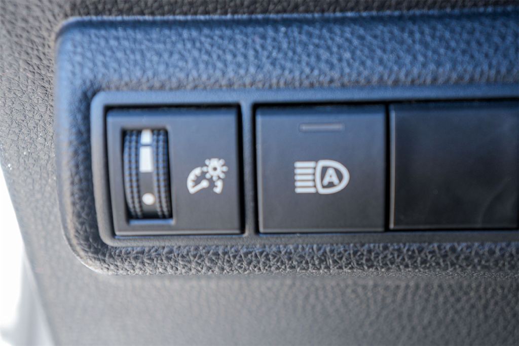 Thumbnail: 2024 Toyota Corolla - 24