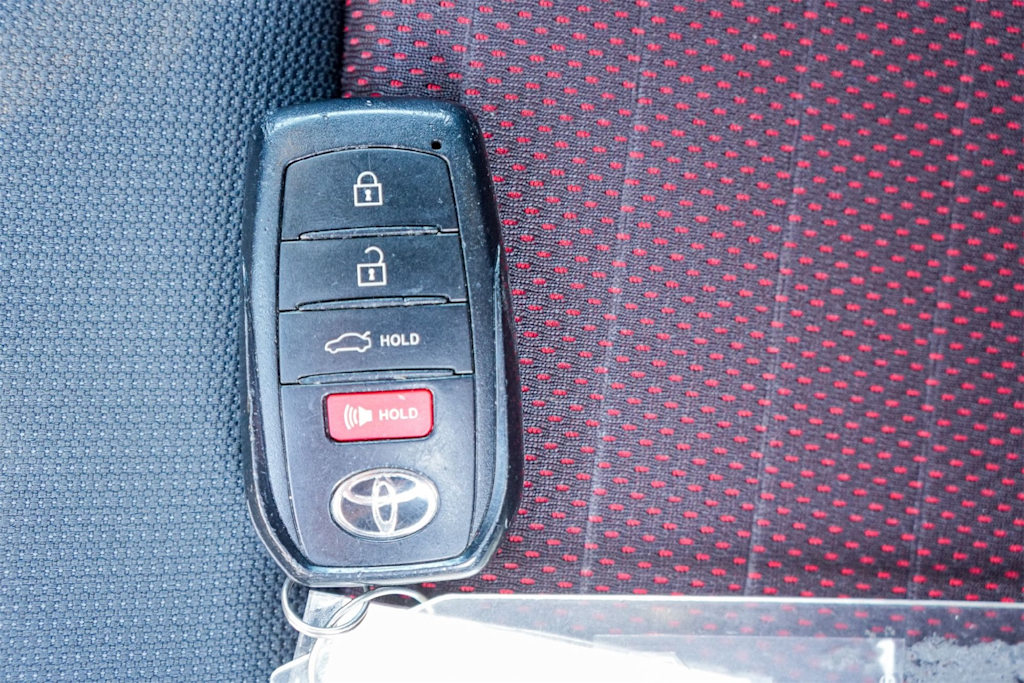 Thumbnail: 2024 Toyota Corolla - 18