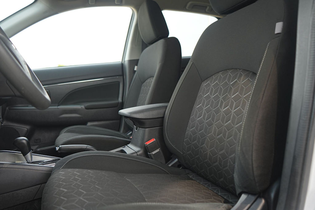 Thumbnail: 2022 Mitsubishi Outlander Sport - 10
