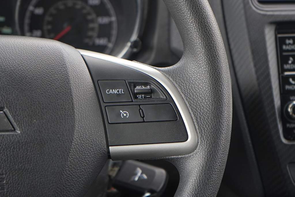 Thumbnail: 2022 Mitsubishi Outlander Sport - 24