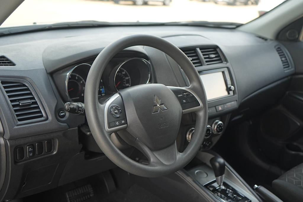 Thumbnail: 2022 Mitsubishi Outlander Sport - 2