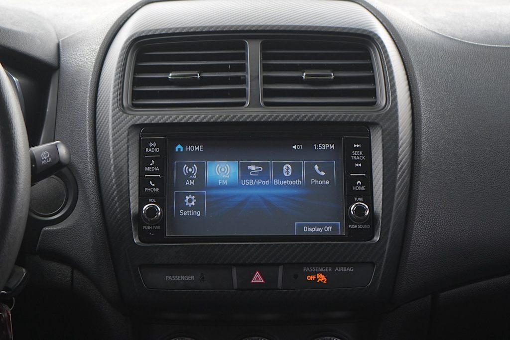 Thumbnail: 2021 Mitsubishi Outlander Sport - 15