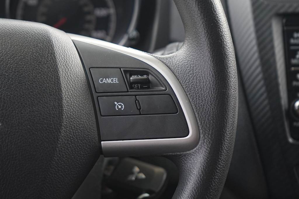 Thumbnail: 2021 Mitsubishi Outlander Sport - 24