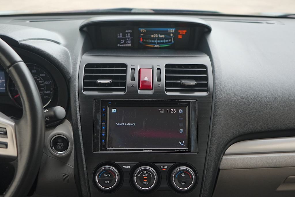 Thumbnail: 2015 Subaru Forester - 15