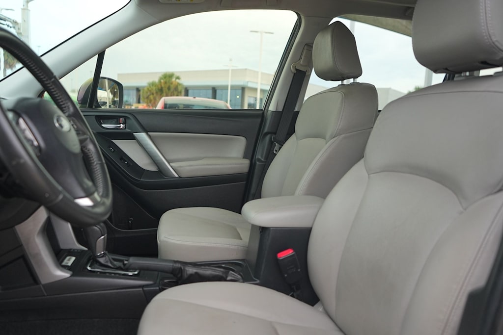 Thumbnail: 2015 Subaru Forester - 11
