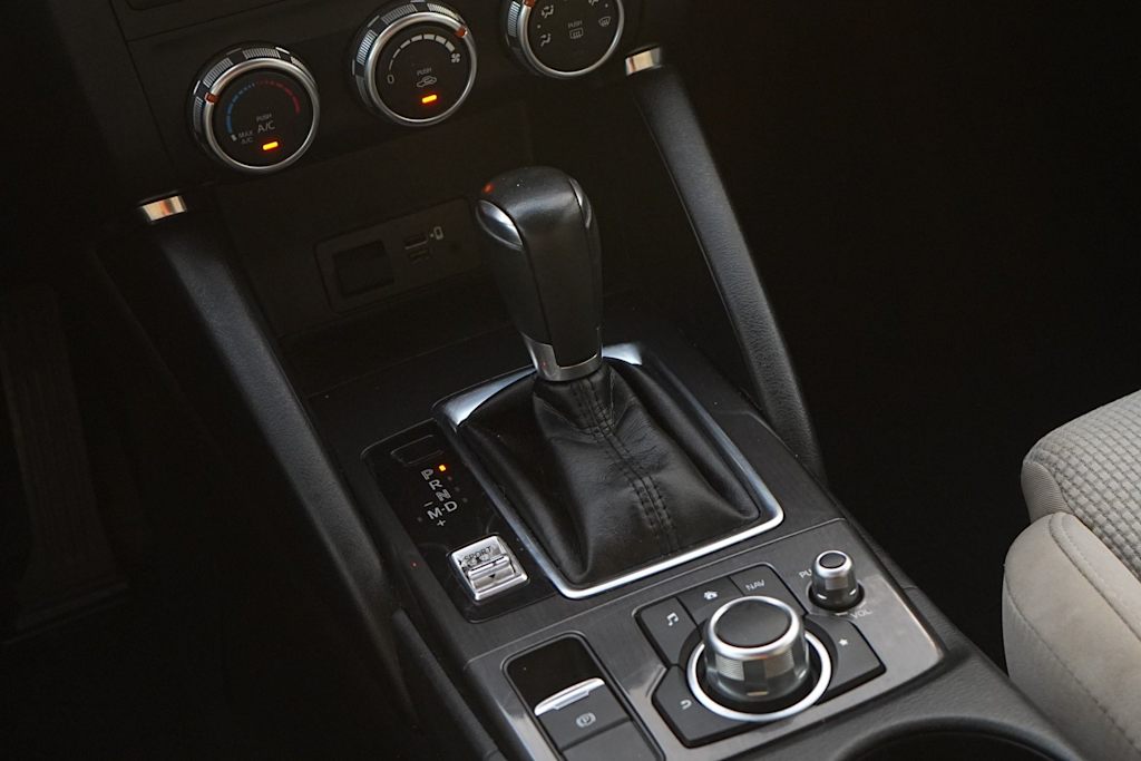 Thumbnail: 2016 Mazda CX-5 - 16