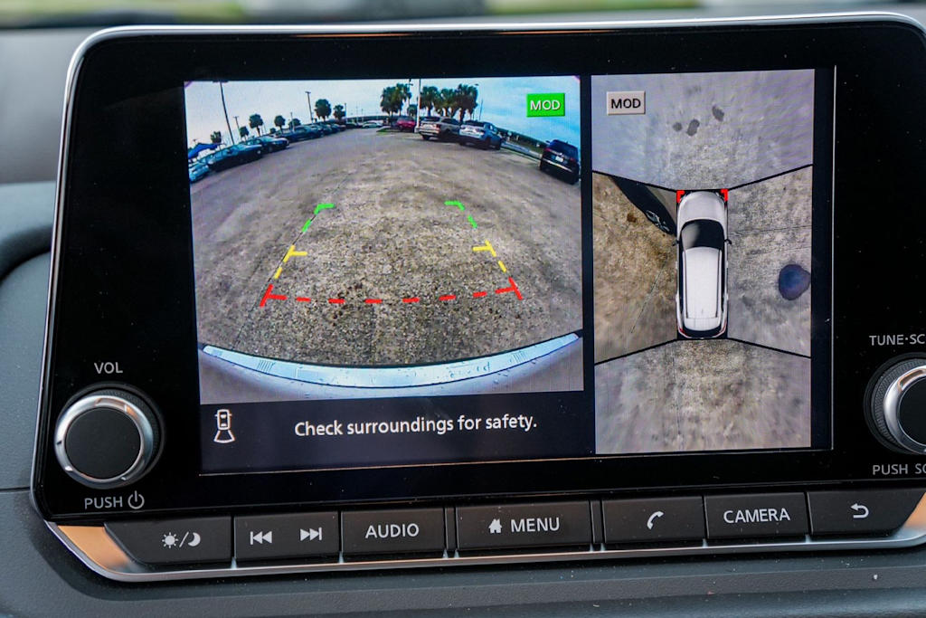 Thumbnail: 2021 Nissan Rogue - 25