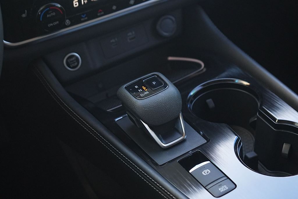 Thumbnail: 2021 Nissan Rogue - 16