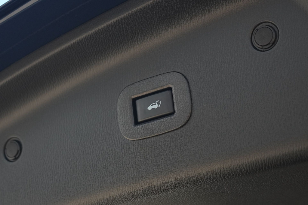 Thumbnail: 2022 INFINITI QX80 - 28