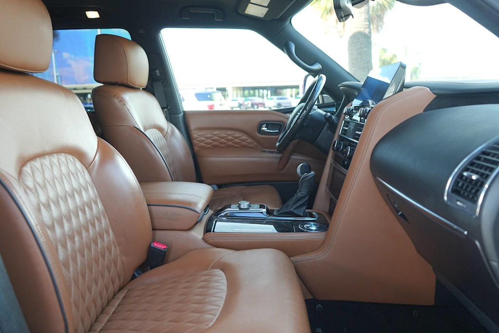 Thumbnail: 2023 INFINITI QX80 - 11