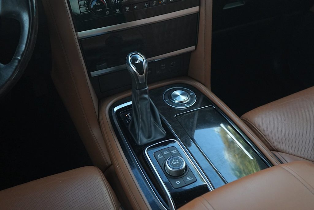 Thumbnail: 2023 INFINITI QX80 - 15