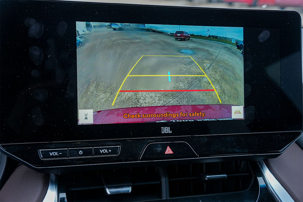 Thumbnail: 2024 Toyota Venza - 25