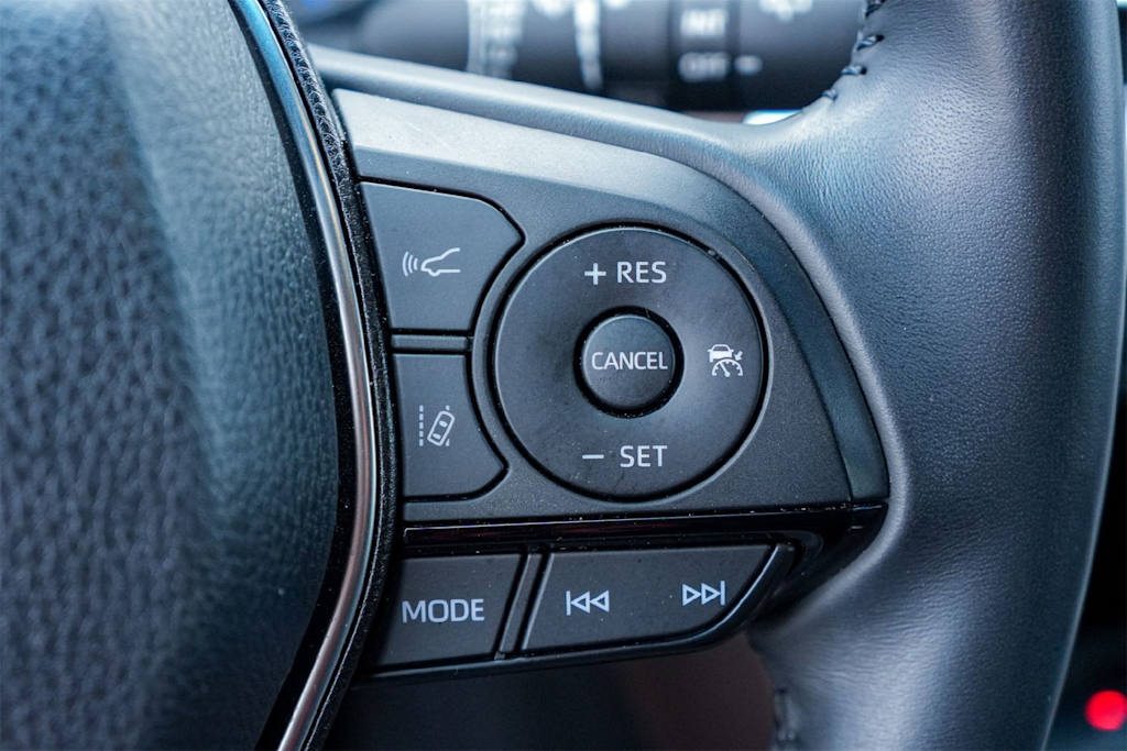 Thumbnail: 2024 Toyota Venza - 27