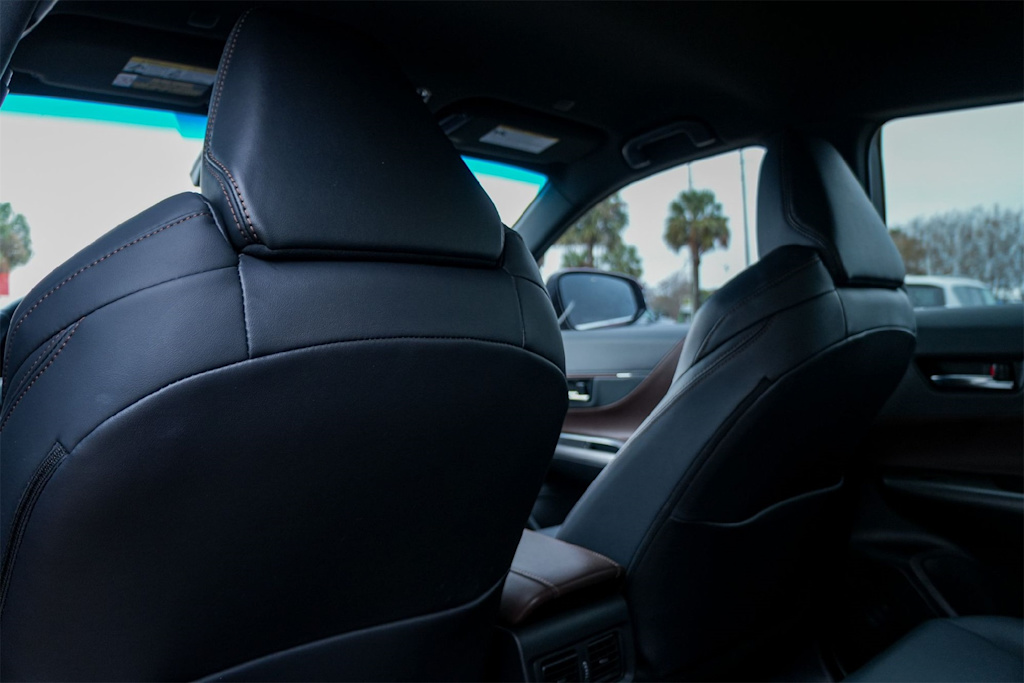 Thumbnail: 2024 Toyota Venza - 12