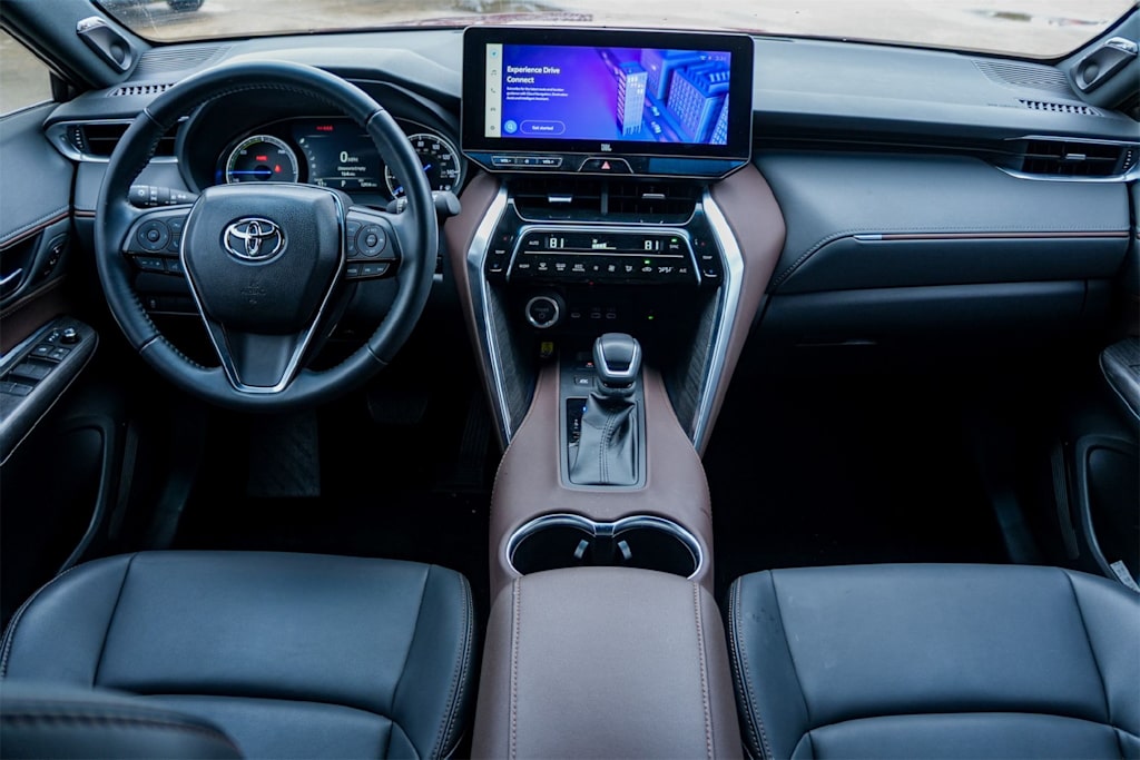 Thumbnail: 2024 Toyota Venza - 10