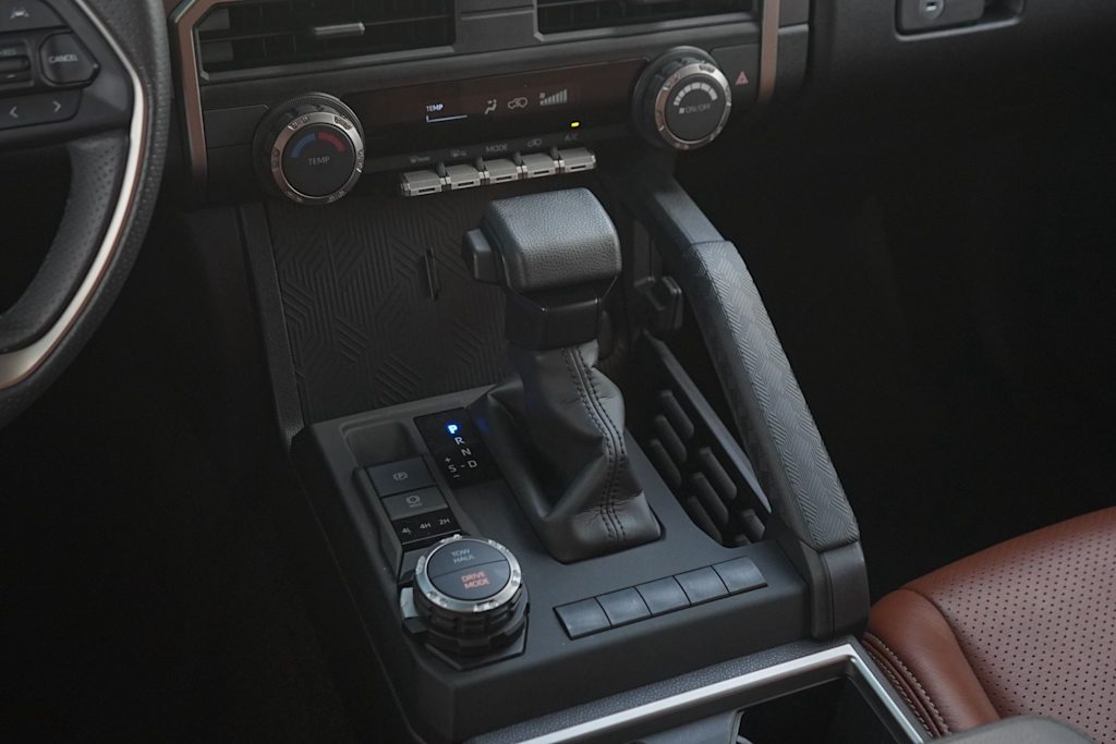 Thumbnail: 2025 Toyota 4Runner - 16