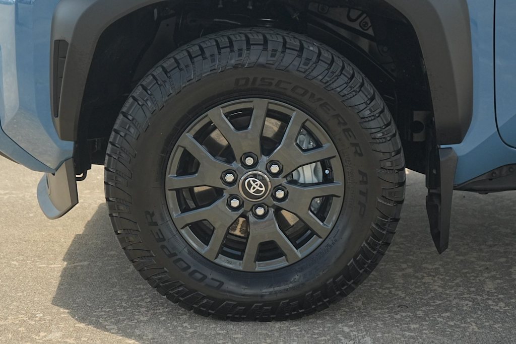 Thumbnail: 2025 Toyota 4Runner - 8