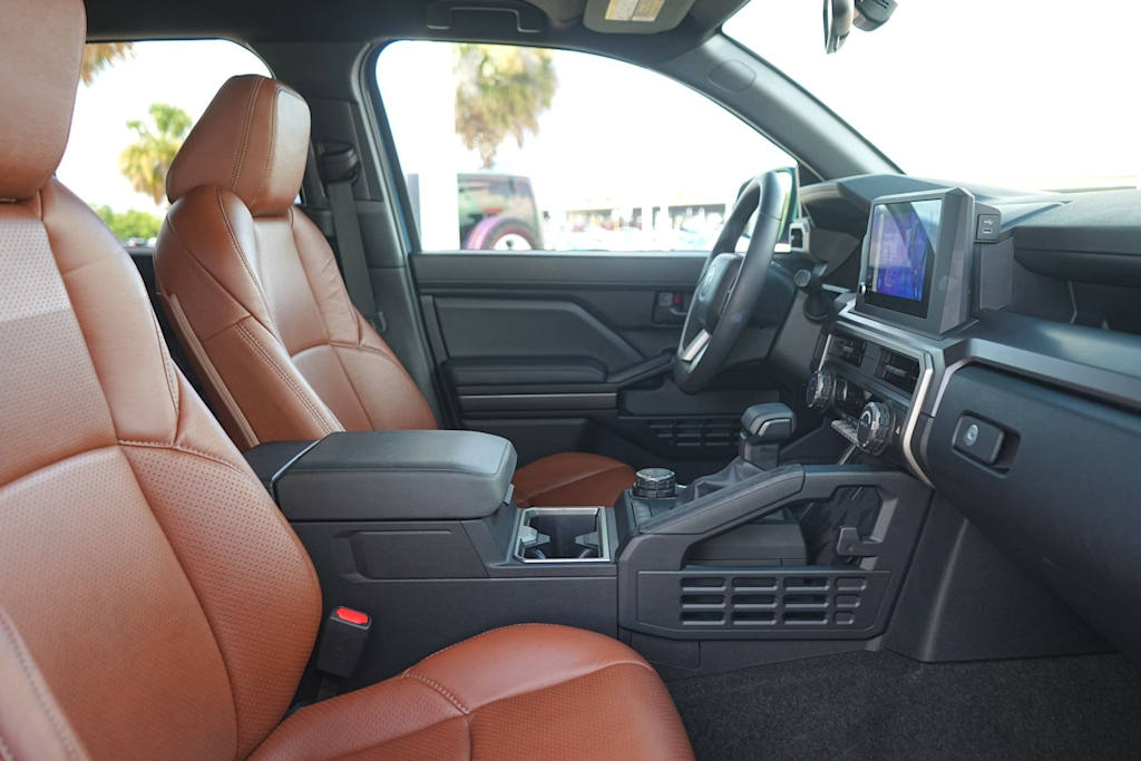Thumbnail: 2025 Toyota 4Runner - 12