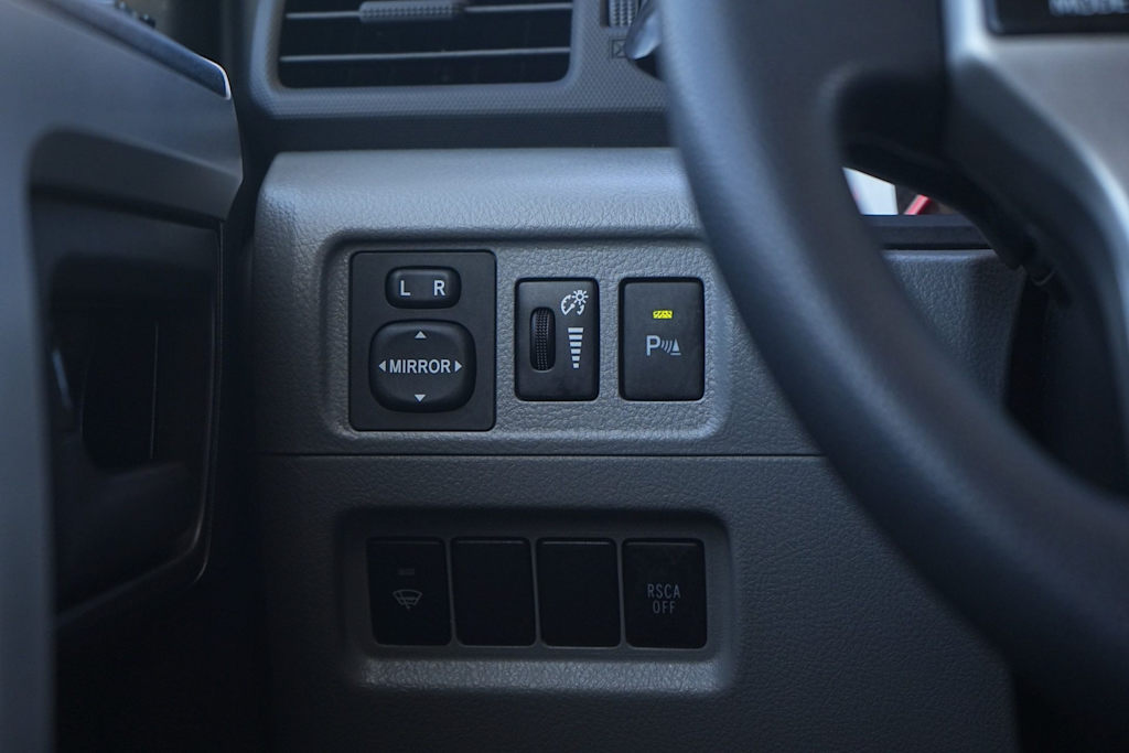 Thumbnail: 2013 Toyota 4Runner - 26