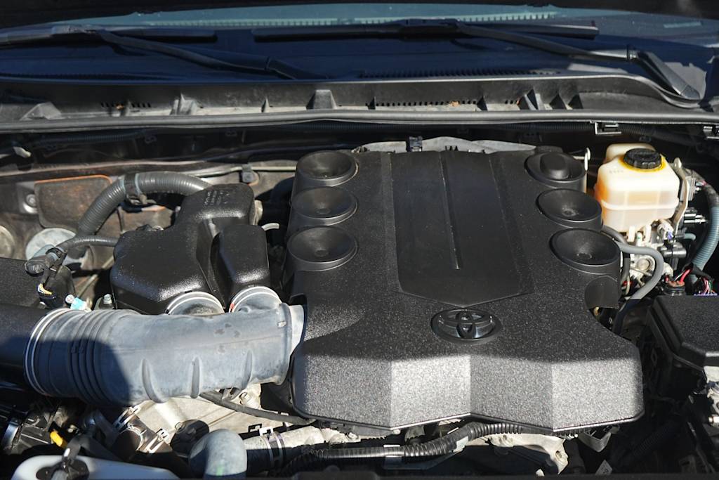 Thumbnail: 2013 Toyota 4Runner - 9