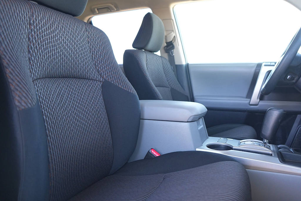 Thumbnail: 2013 Toyota 4Runner - 12