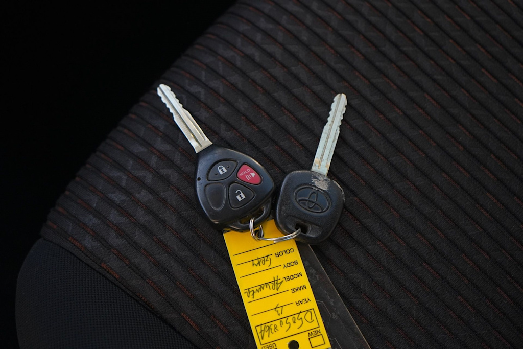 Thumbnail: 2013 Toyota 4Runner - 19