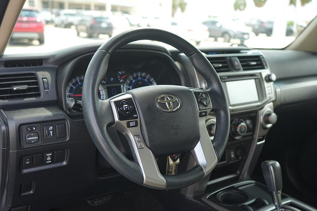 Thumbnail: 2015 Toyota 4Runner - 2