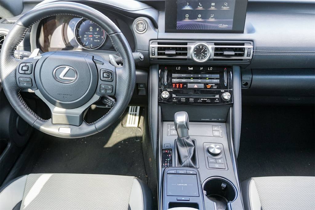 Thumbnail: 2021 Lexus IS - 10