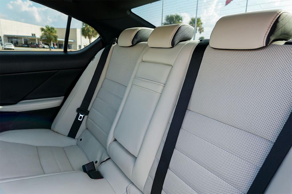 Thumbnail: 2021 Lexus IS - 21