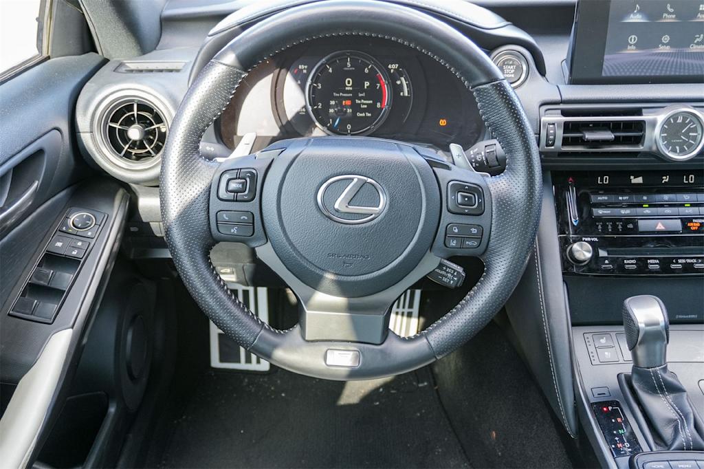 Thumbnail: 2021 Lexus IS - 14