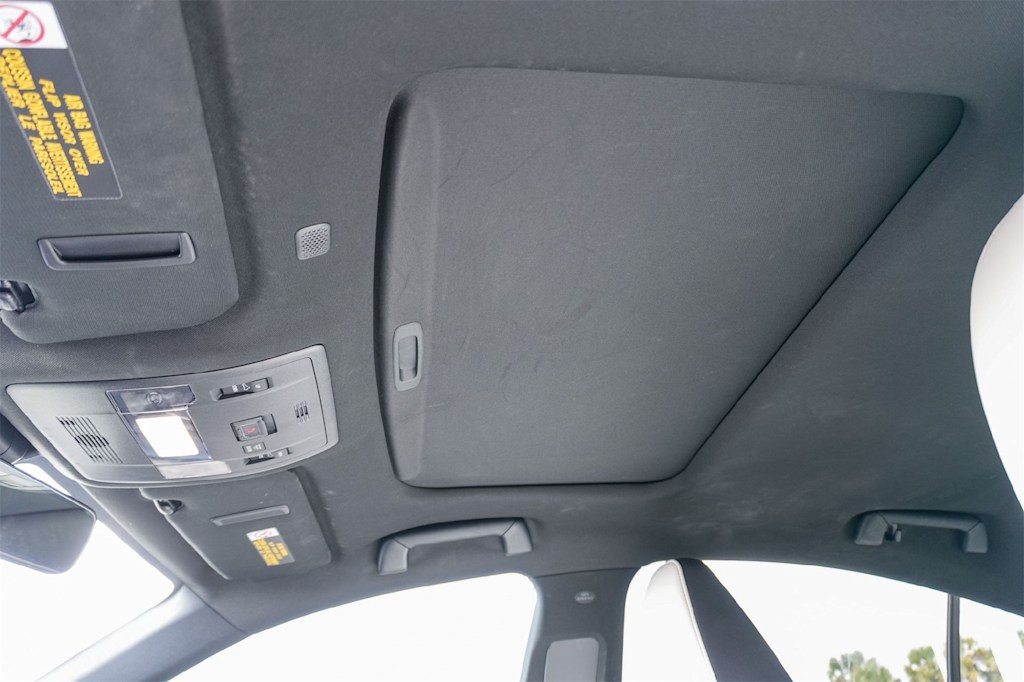 Thumbnail: 2021 Lexus IS - 23