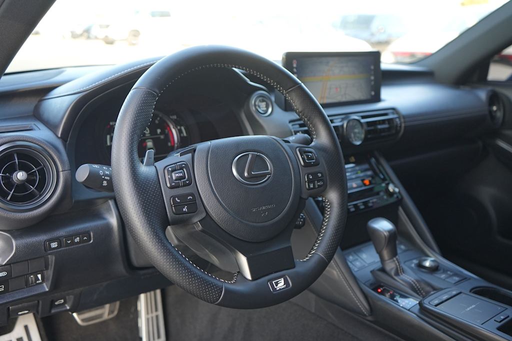 Thumbnail: 2024 Lexus ES - 2