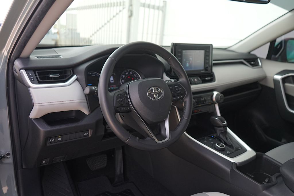 Thumbnail: 2022 Toyota RAV4 - 2