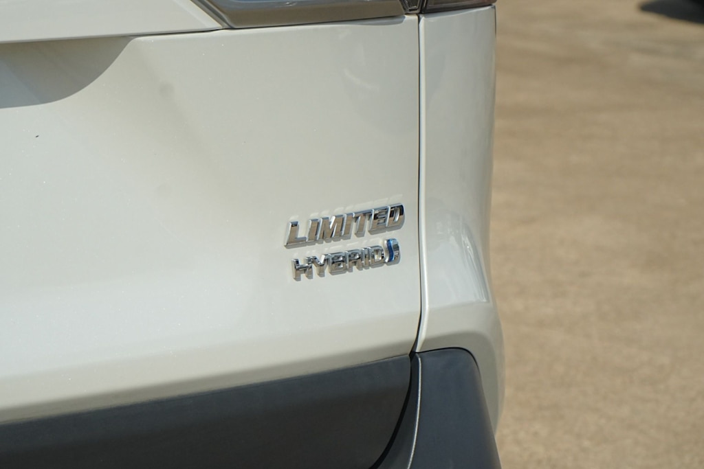 Thumbnail: 2024 Toyota RAV4 - 7