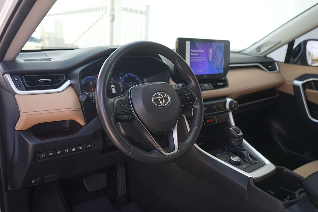 Thumbnail: 2024 Toyota RAV4 - 2