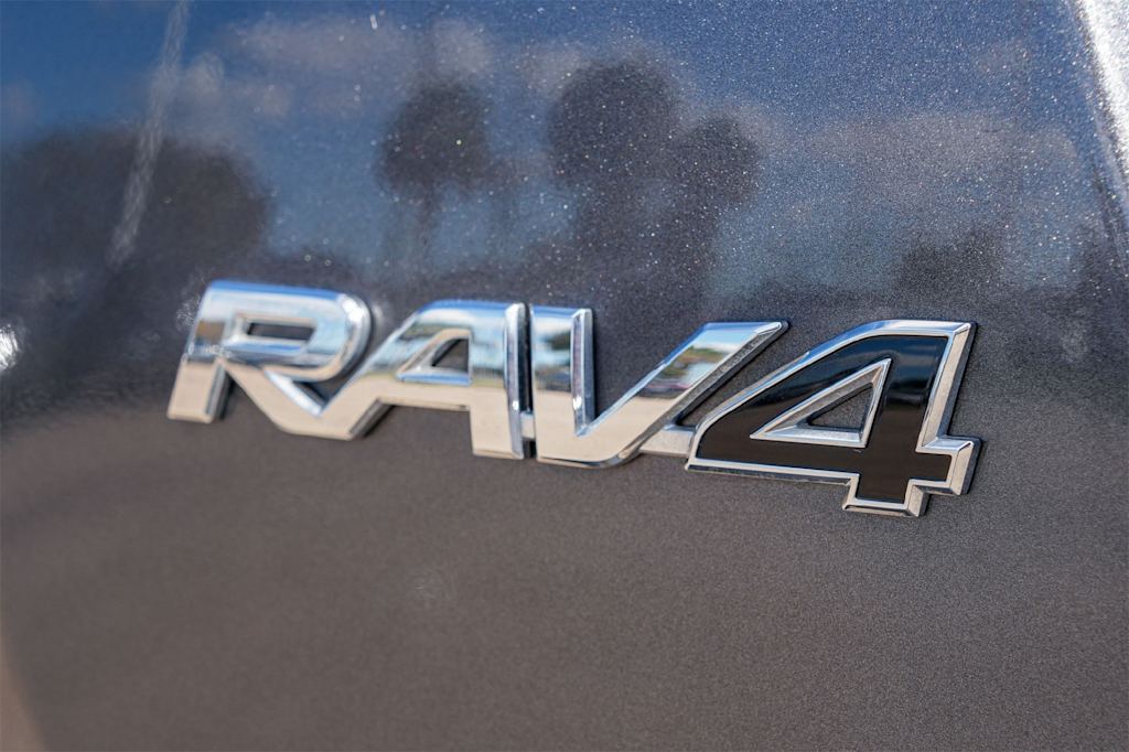 Thumbnail: 2016 Toyota RAV4 - 7