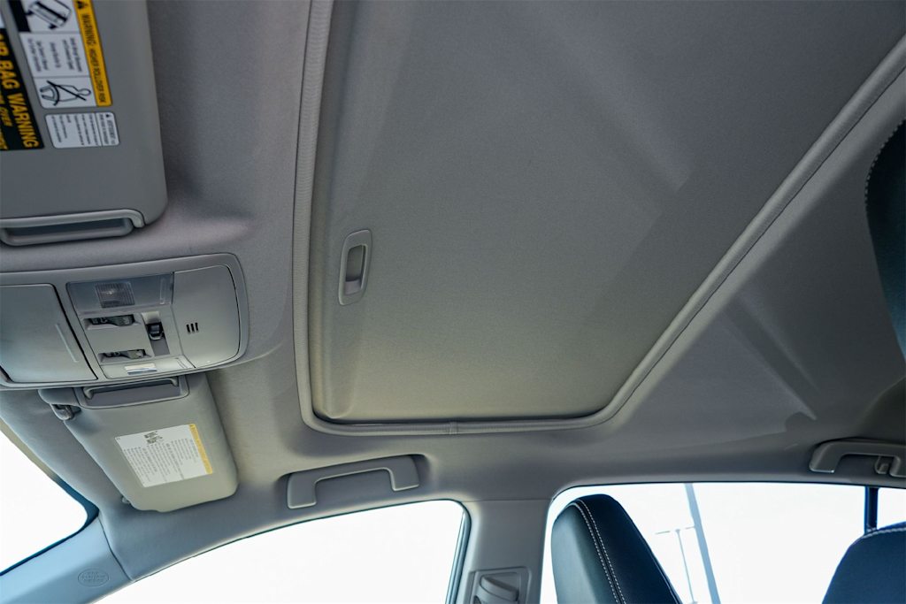 Thumbnail: 2016 Toyota RAV4 - 23