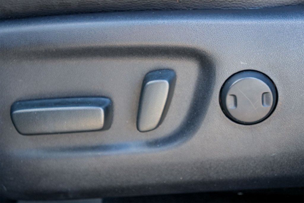 Thumbnail: 2016 Toyota RAV4 - 22