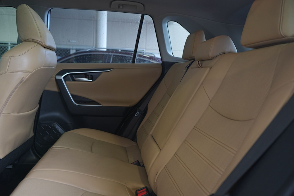 Thumbnail: 2019 Toyota RAV4 - 22