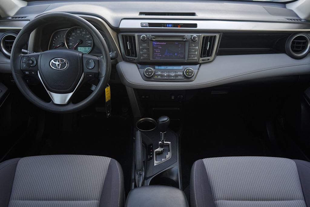 Thumbnail: 2013 Toyota RAV4 - 10