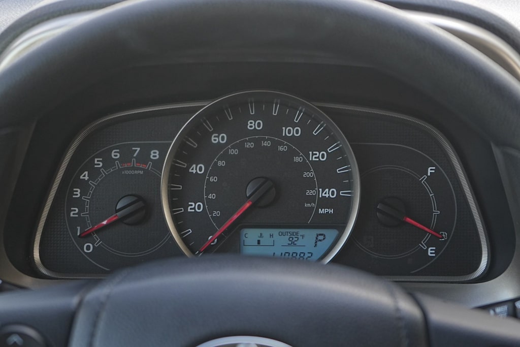 Thumbnail: 2013 Toyota RAV4 - 17