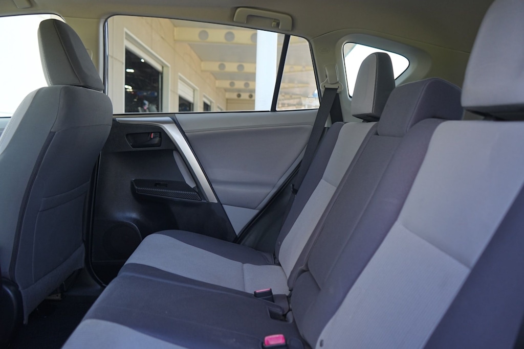 Thumbnail: 2013 Toyota RAV4 - 22