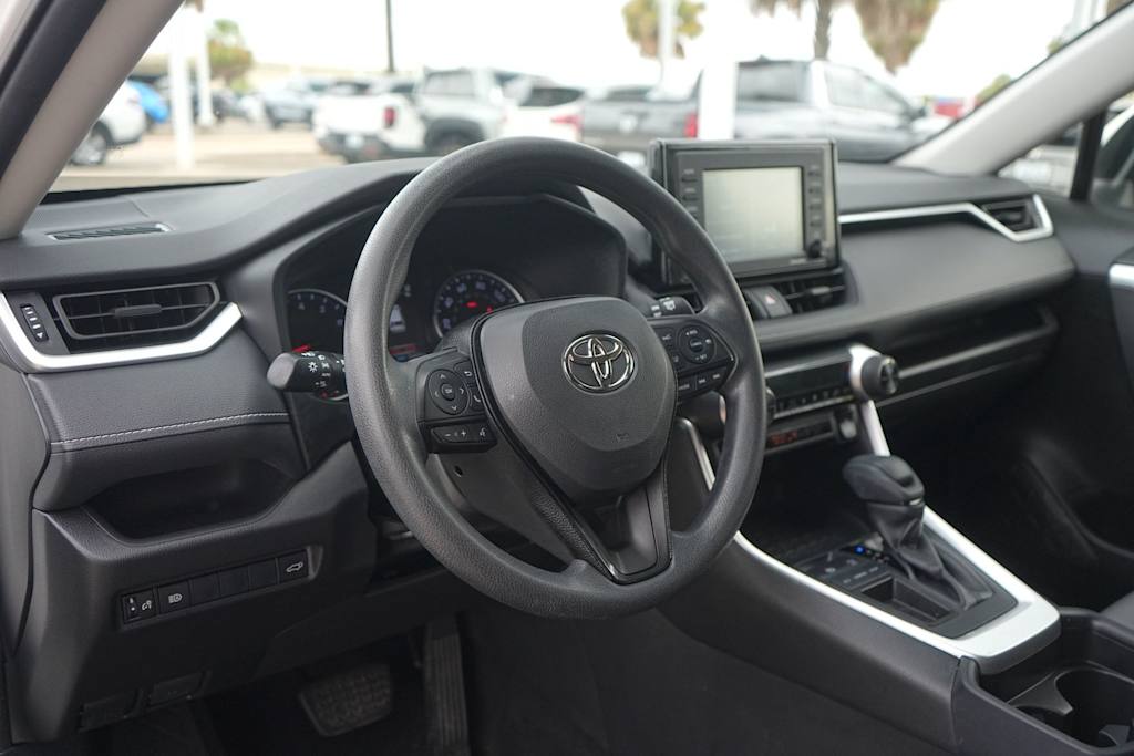 Thumbnail: 2021 Toyota RAV4 - 2