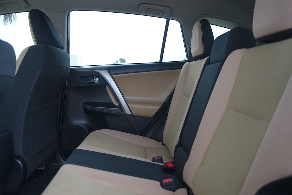 Thumbnail: 2017 Toyota RAV4 - 22