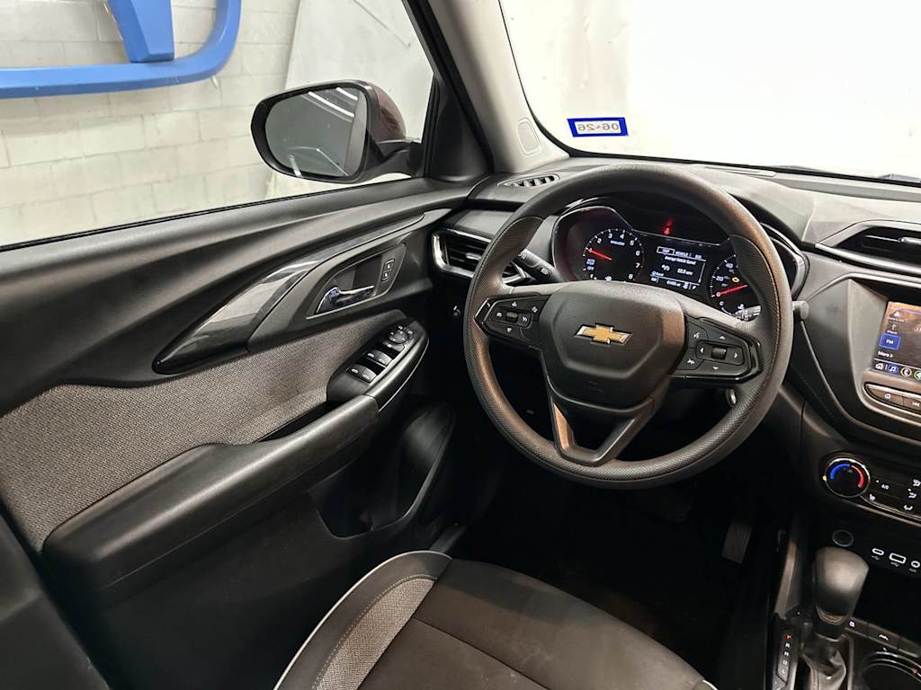 Thumbnail: 2023 Chevrolet TrailBlazer - 2