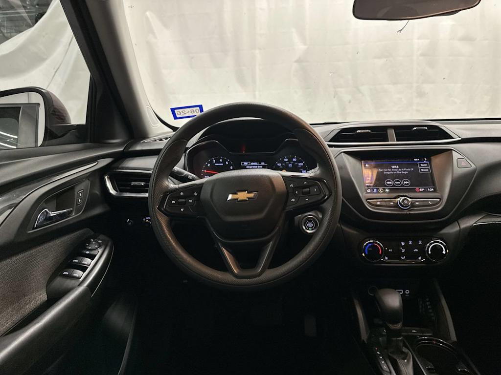 Thumbnail: 2023 Chevrolet TrailBlazer - 5