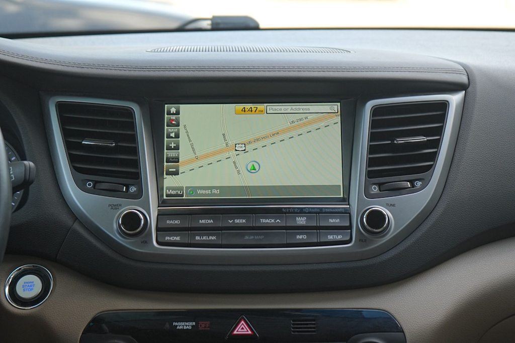 Thumbnail: 2017 Hyundai Tucson - 15